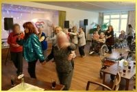 Die Schlager Piratin singt. Alles l�uft hinterher!