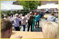 Sommerfest Open Air. Polonaise mal im freien mit Schlagers�ngerin Marina