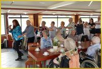 Polonaise auf dem Rheinschiff in Andernach.