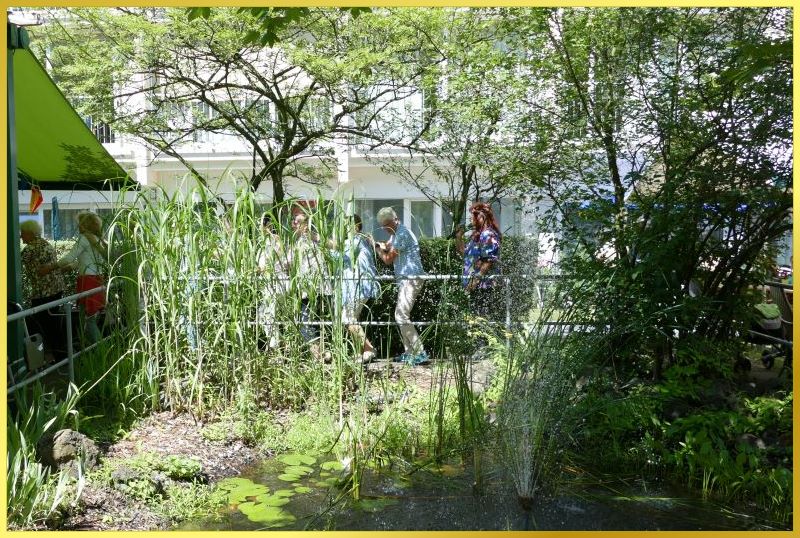 Polonaise in der Gartenanlage!