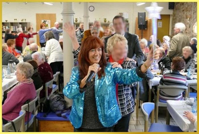 Polonaise mit der Schlagerpiratin.