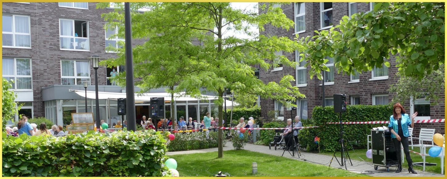 Fenster-und Gartenfest mit Schlagers�ngerin Marina