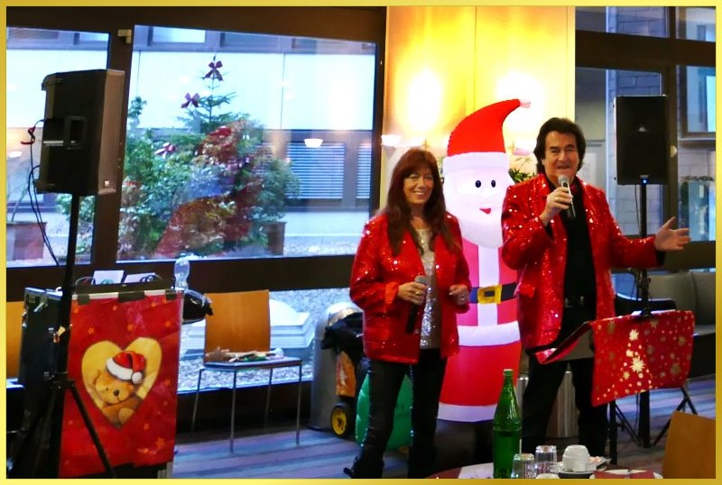 Schatzi Ian singt ein Weihnachtslied