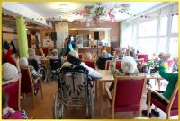 Fr�hlingsfest, bunt geschm�ckt.