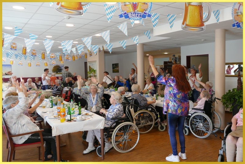 Geschm�ckter Oktoberfest Saal.