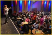 Schlagers�ngerin on Stage.