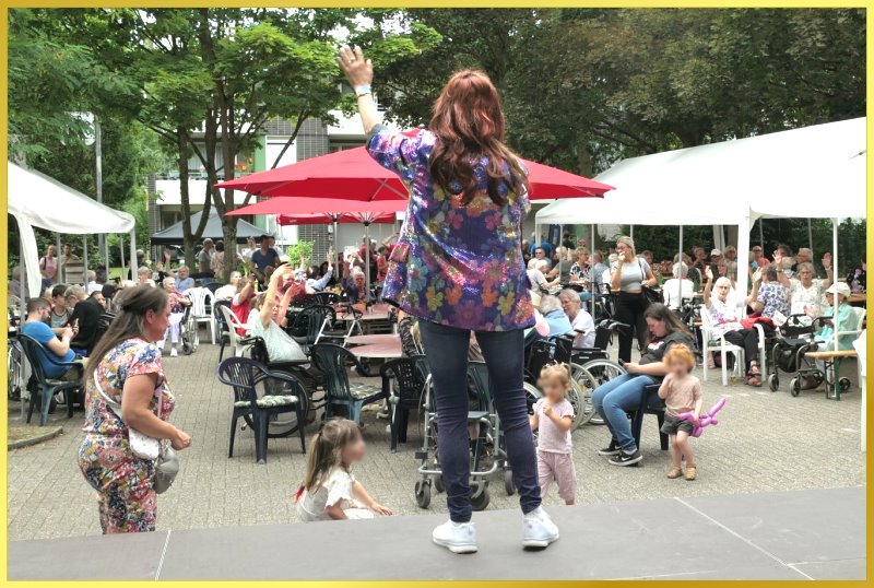 Blick von der B�hne ins Publikum.