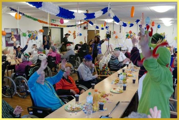 Karnevalsveranstaltung im Seniorenheim mit Schlagerpiratin!