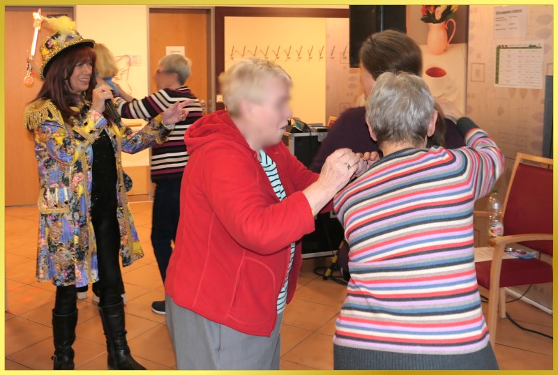 Ganz kleine Polonaise.