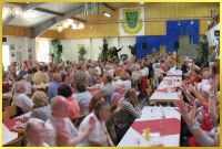 Seniorenfeier mit Schlagerpiratin