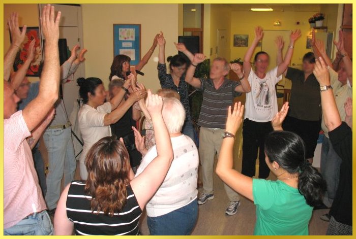 Schlagerrevue mit Marina und alle G�ste machen begeistert mit!