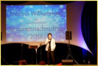 Schatzi Ian singt vor 600 Leuten.